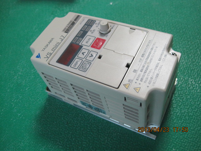 INVERTER CIMR-J7AA20P2