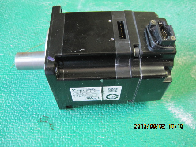 YASKAWA SERVO MOTOR SGMAV-02ADA21(중고) 야스까와 서보모타