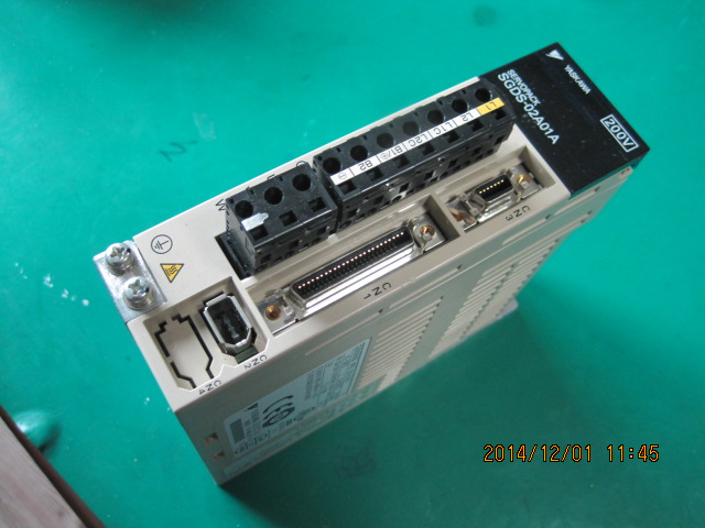 YASKAWA SERVOPACK SGDS-02A01A(중고) 야스가와 서보팩