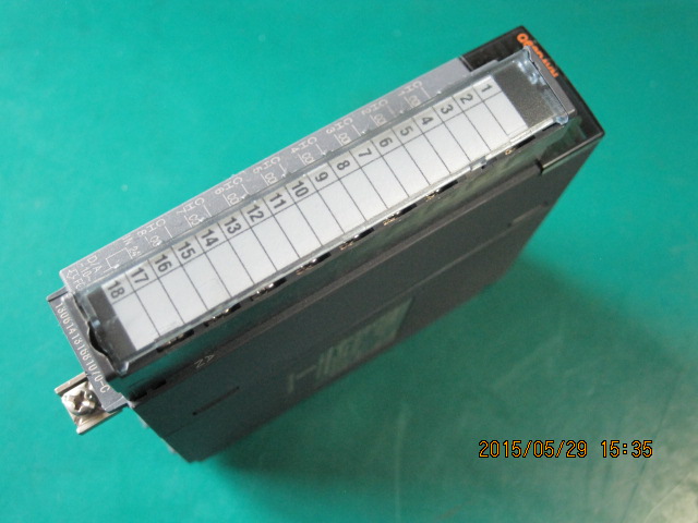 PLC D/A CONVERTER UNIT Q68DAVN