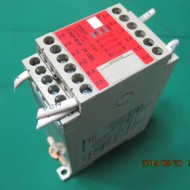 OMRON SAFETY LIGHT CURTAIN CONTROL F3SP-B1P (중고) 오므론 안전센서 콘트롤