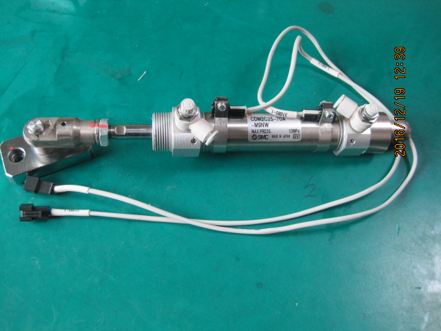 AIR CYLINDER CDM2C25-70A(중고)