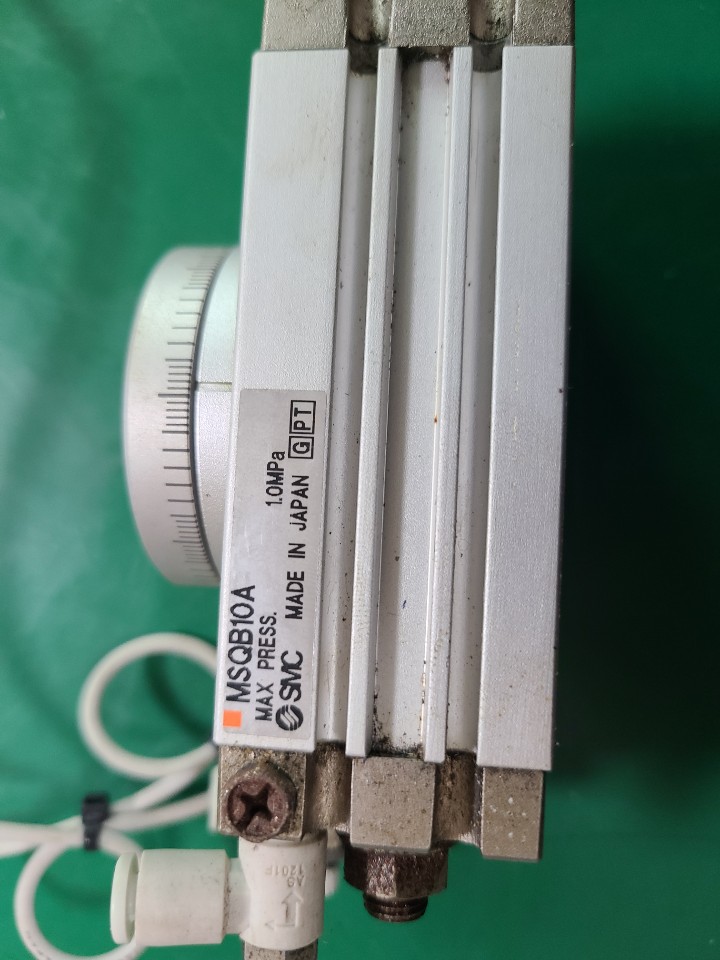 SMC ROTRY CYLINDER MSQB10A  (중고) 로타리 실린더