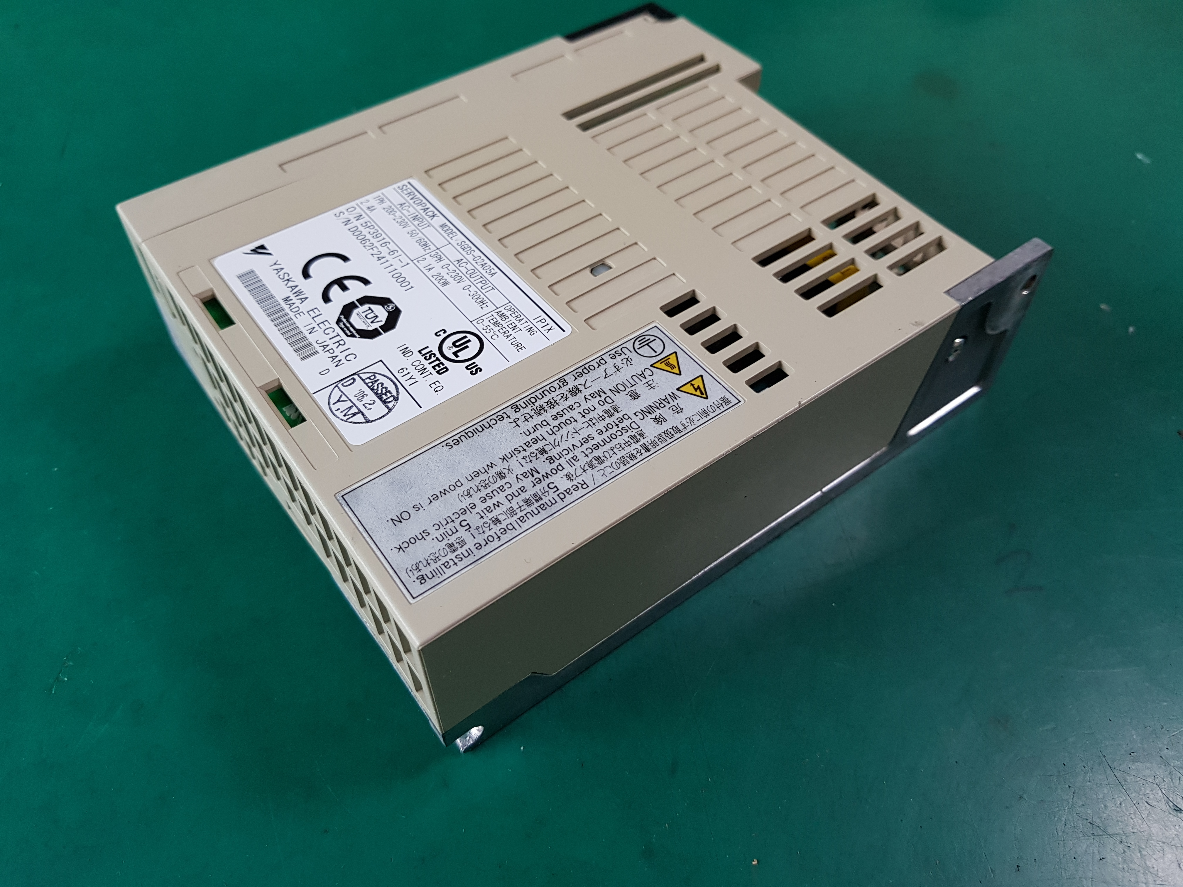 SERVOPACK SGDS-02A05A 200W(중고)