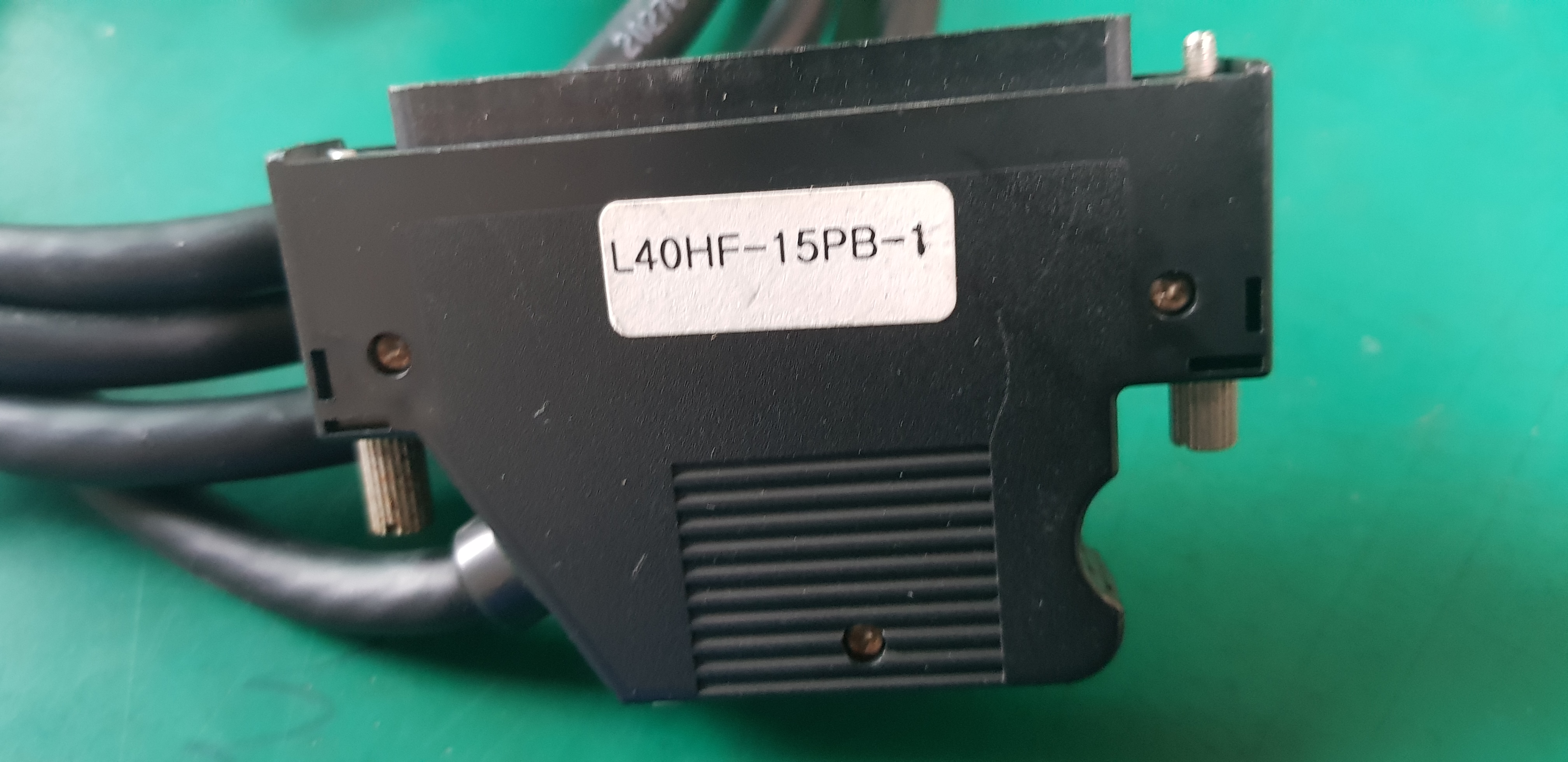 PLC I/O CABLE L40HF-15PB-1 (중고)