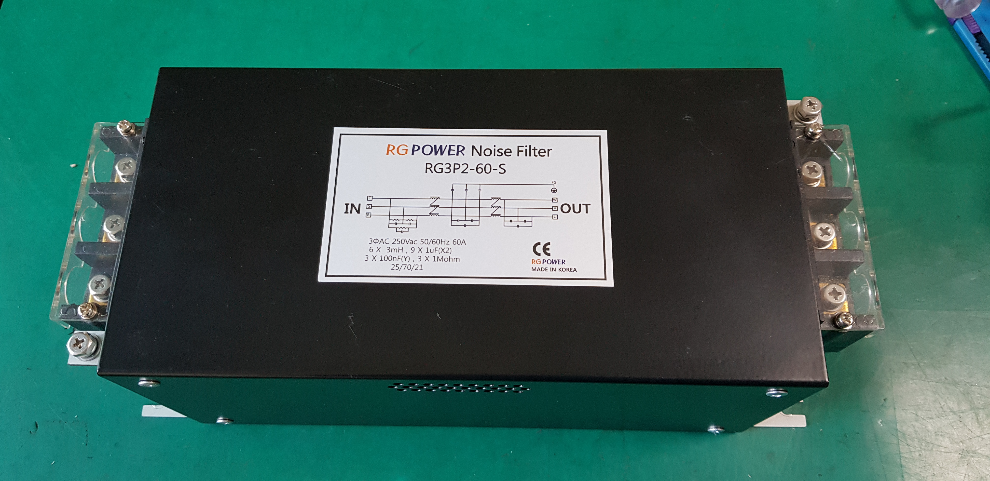 RG POWER NOISE FILTER RG3P2-60-S (중고)