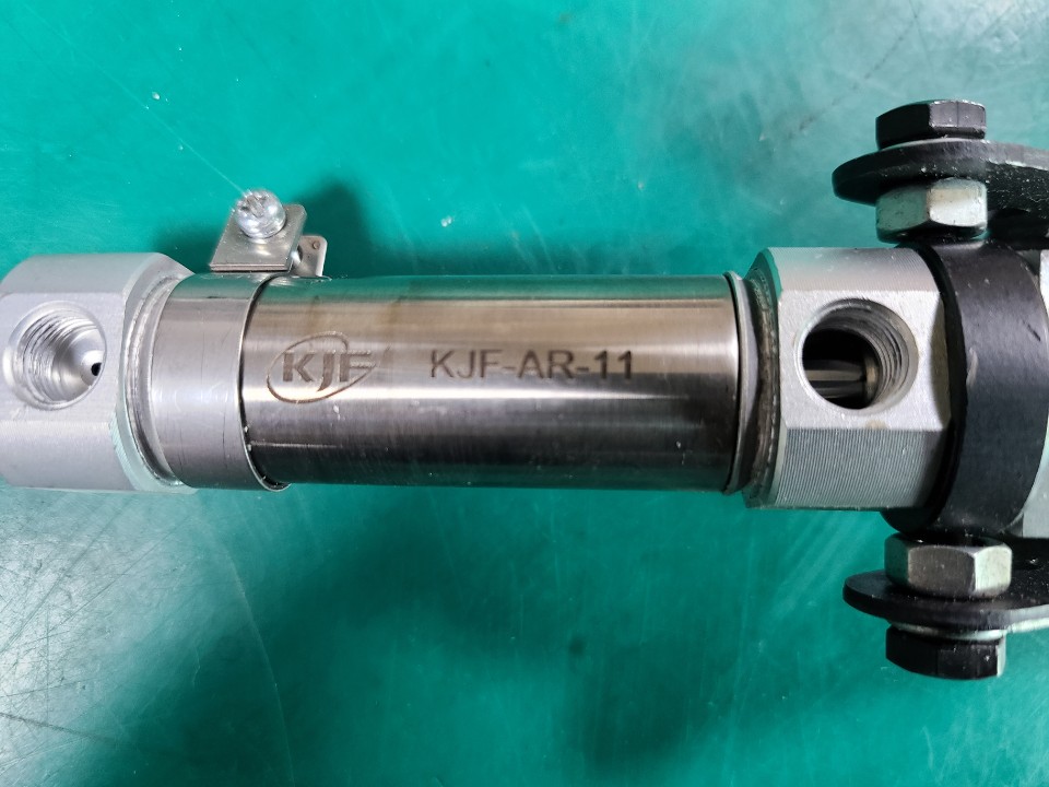 AIR CYLINDER(실린더) KJF-AR-11+KJF-005-11F (중고)