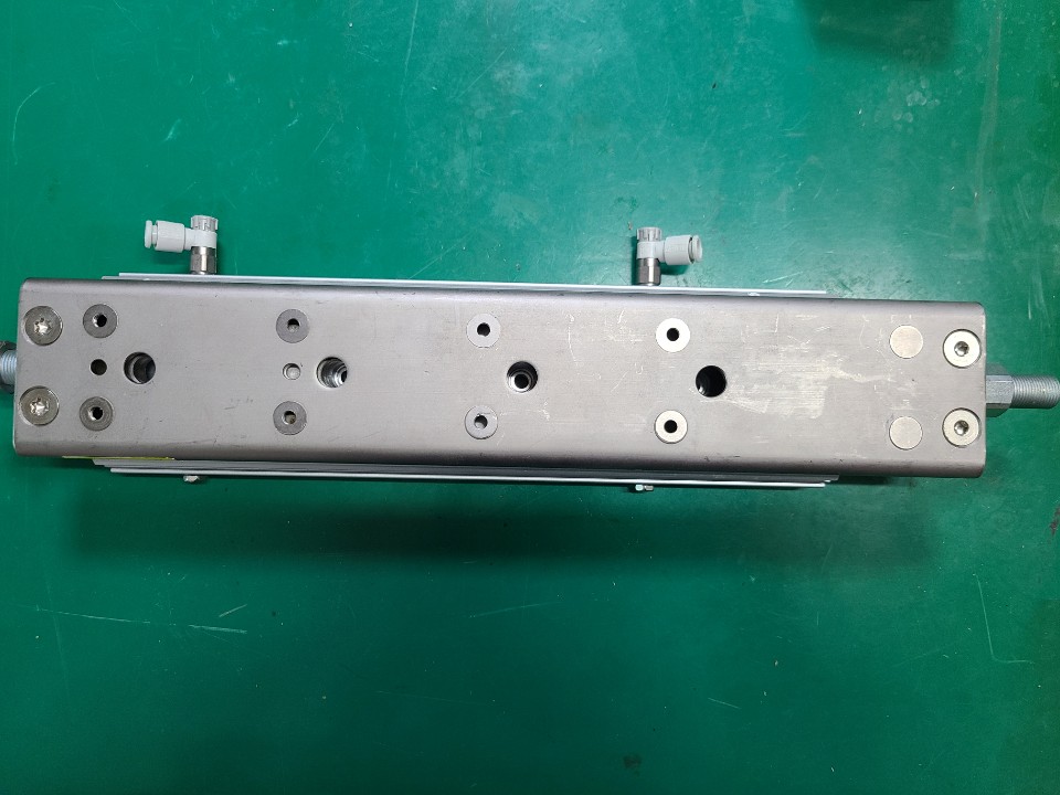 SMC TABLE CYLINDER MXQ20A-150ZD (중고) 테이블실린더