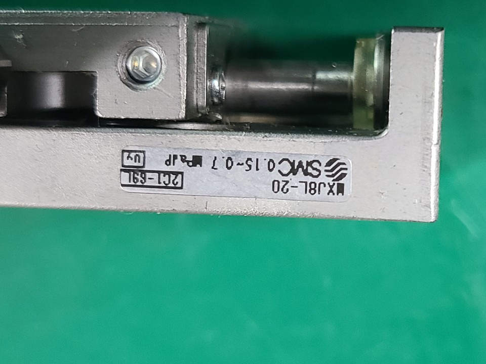 SMC SLIDE TABLE CYLINDER MXJ8L-20 (중고) 슬라이드 테이블 실린더