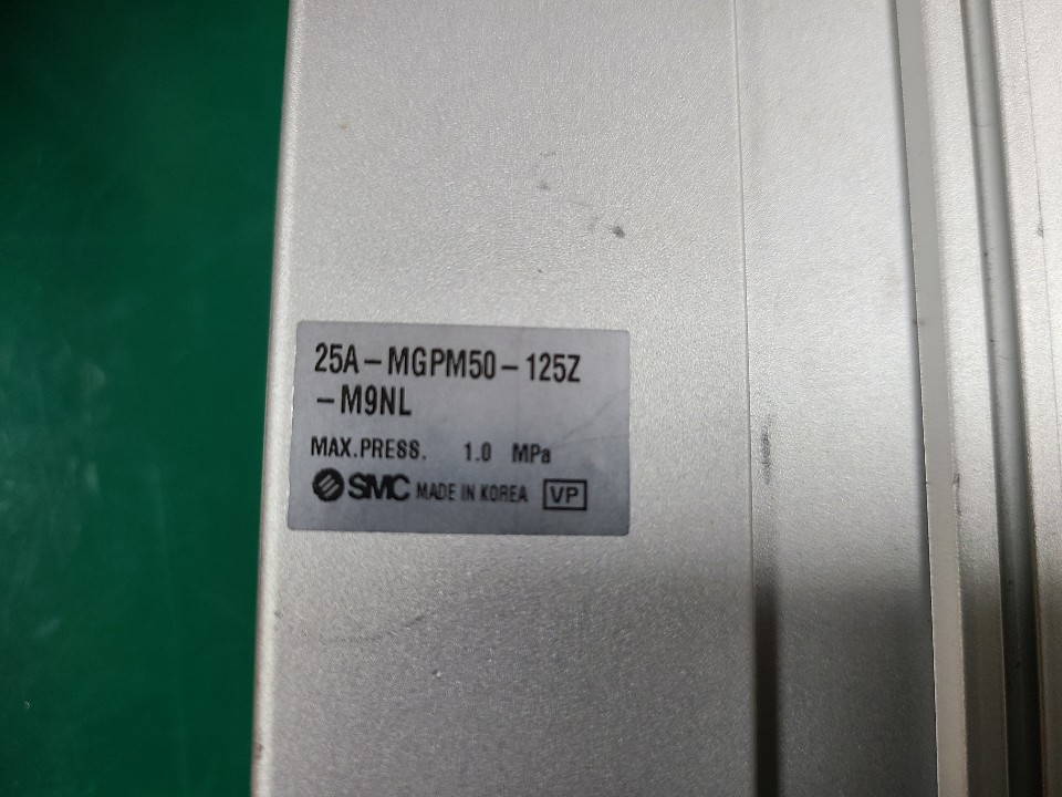 SMC GUIDE CYLINDER 25A-MGPM50-125Z-M9NL (중고) 가이드 실린더