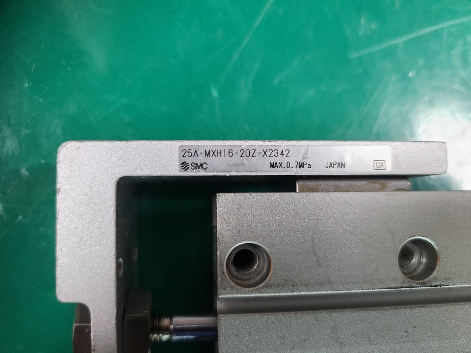 SMC GUIDE CYLINDER 25A-MXH16-20Z-X2342 (중고) 가이드 실린더