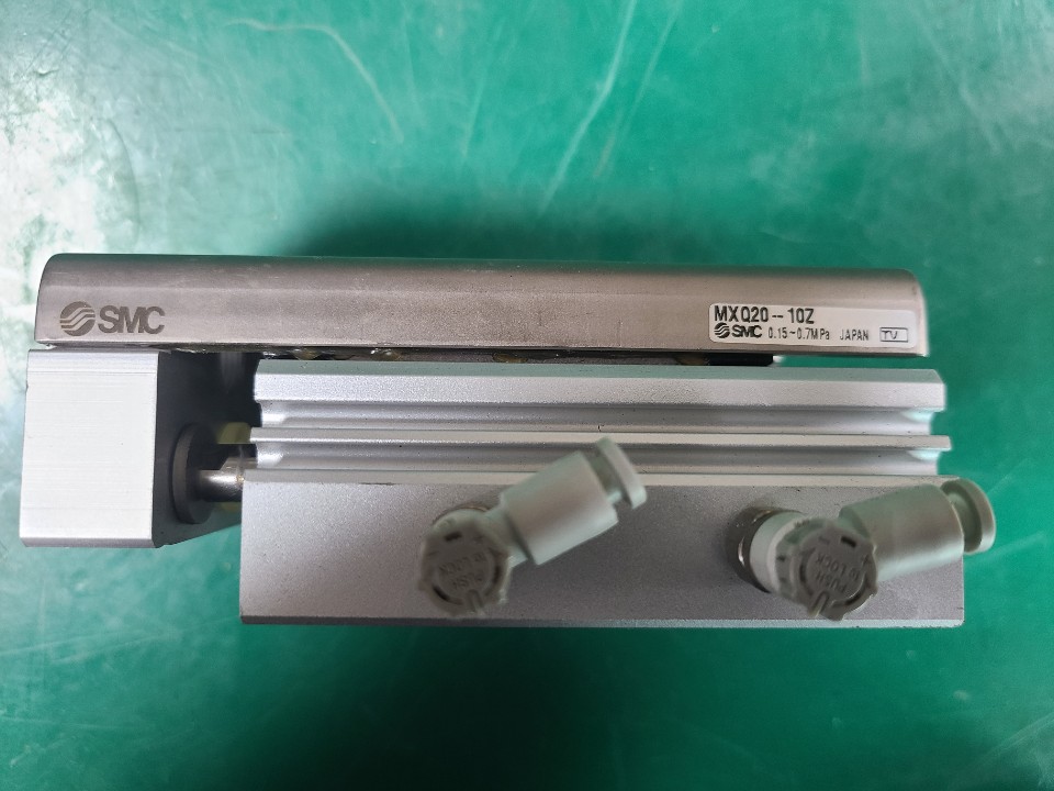 SMC SLIDE TABLE CYLINDER MXQ20-10Z (중고) 슬라이드 테이블 실린더