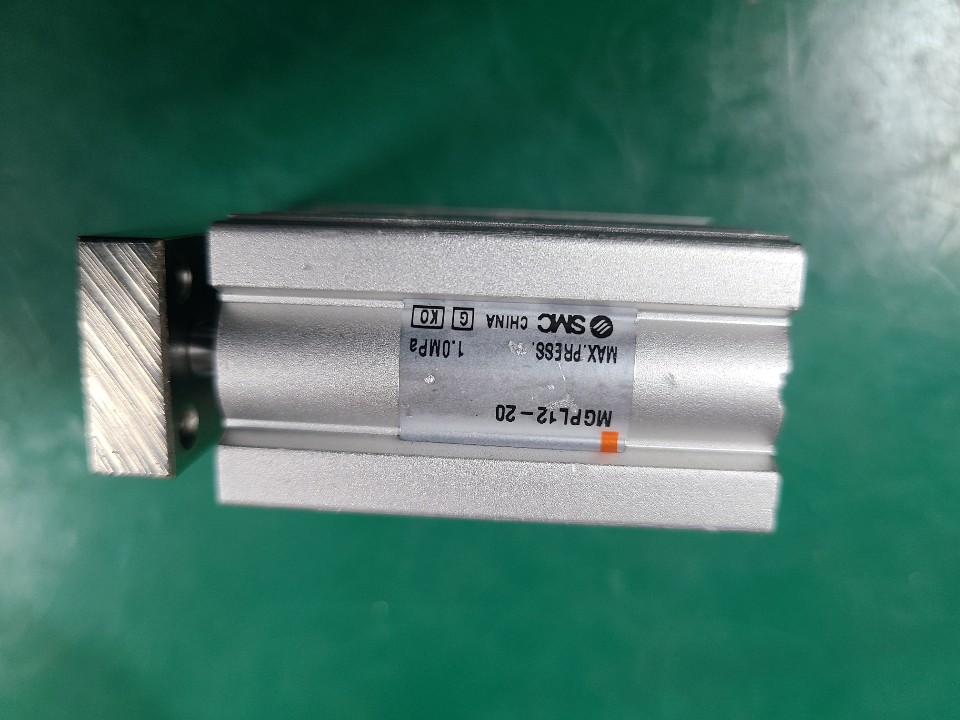 SMC GUIDE CYLINDER MGPL12-20 (중고) 가이드 실린더