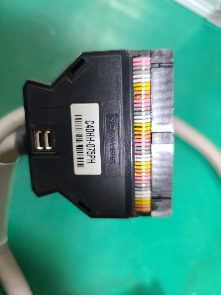 OMRON PLC I/O CABLE C40HH-075PH (중고) 옴론 피엘씨 통신 케이블