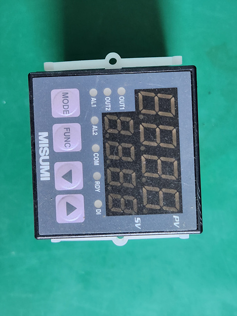 MISUMI  TEMPERATURE CONTROLLER  MTCTS