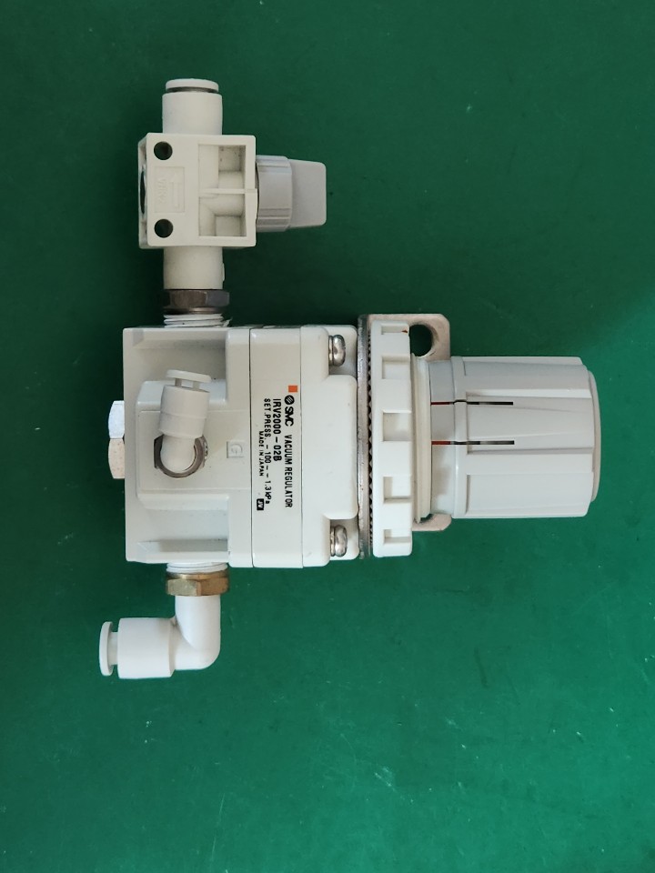 SMC AIR REGULATOR IRV2000-02B