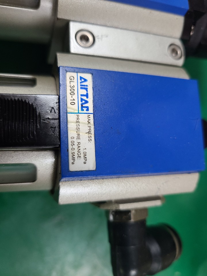 AIRTAC REGULATOR GFR300-10+GL300-10 (중고) 레귤레이터