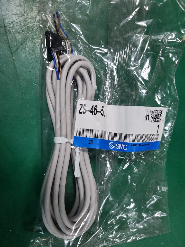 (A급-포장상태) SMC ZS-46-5L 5-pin Cable for SMC Digital Pressure Switch Z 압력 센서 케이블