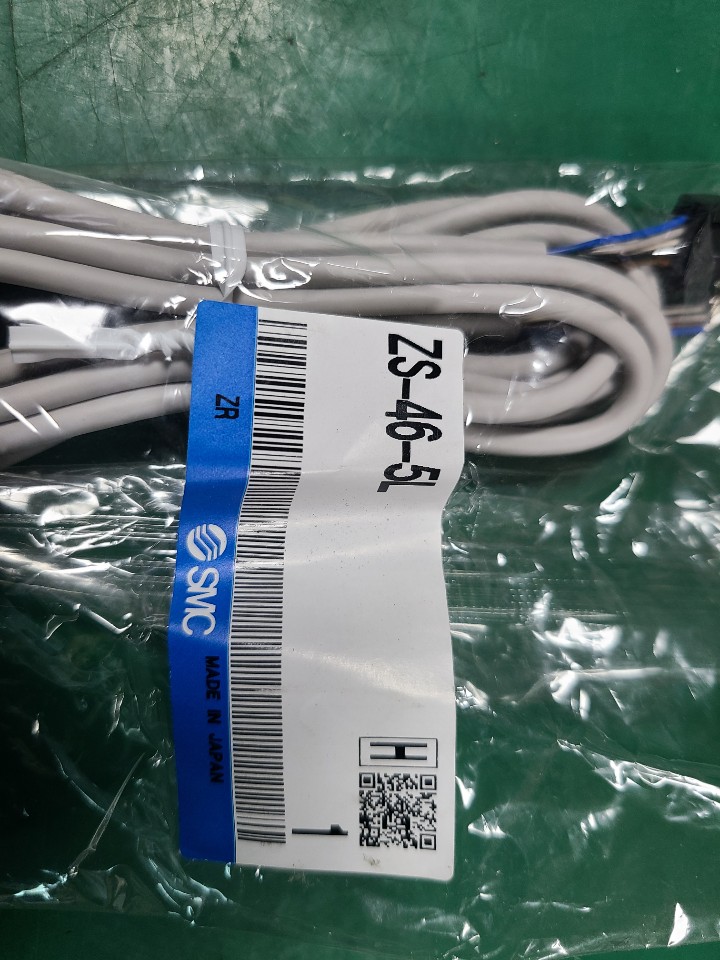 (A급-포장상태) SMC ZS-46-5L 5-pin Cable for SMC Digital Pressure Switch Z 압력 센서 케이블
