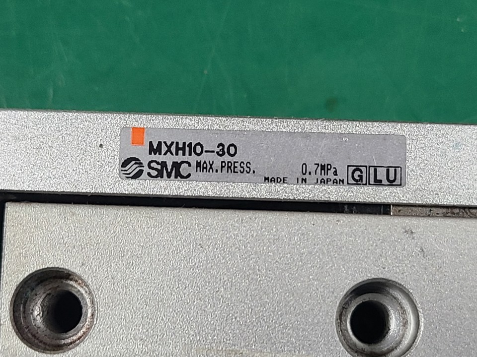 SMC AIR CYLINDER MXH10-30 (중고)  에어 실린더