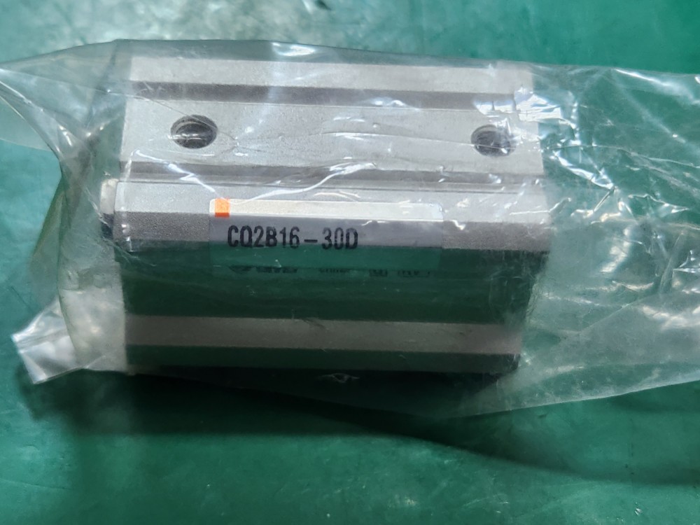 (미사용품) SMC CYLINDER CQ2B16-30D 박형실린더