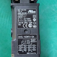 OMRON  SAFETY DOOR SWITCH   D4SL-N2NFA-D4  옴론 도어 안전 스위치 (중고)