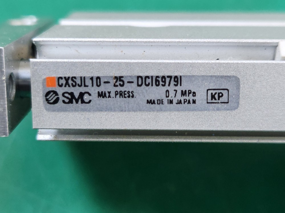 SMC AIR CYLINDER CXSJL10-25 에어 실린더 (중고)