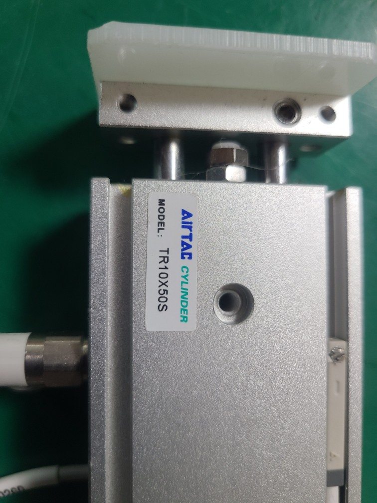 (미사용중고) AIRTAC CYLINDER TR10X50S 에어텍 실린더