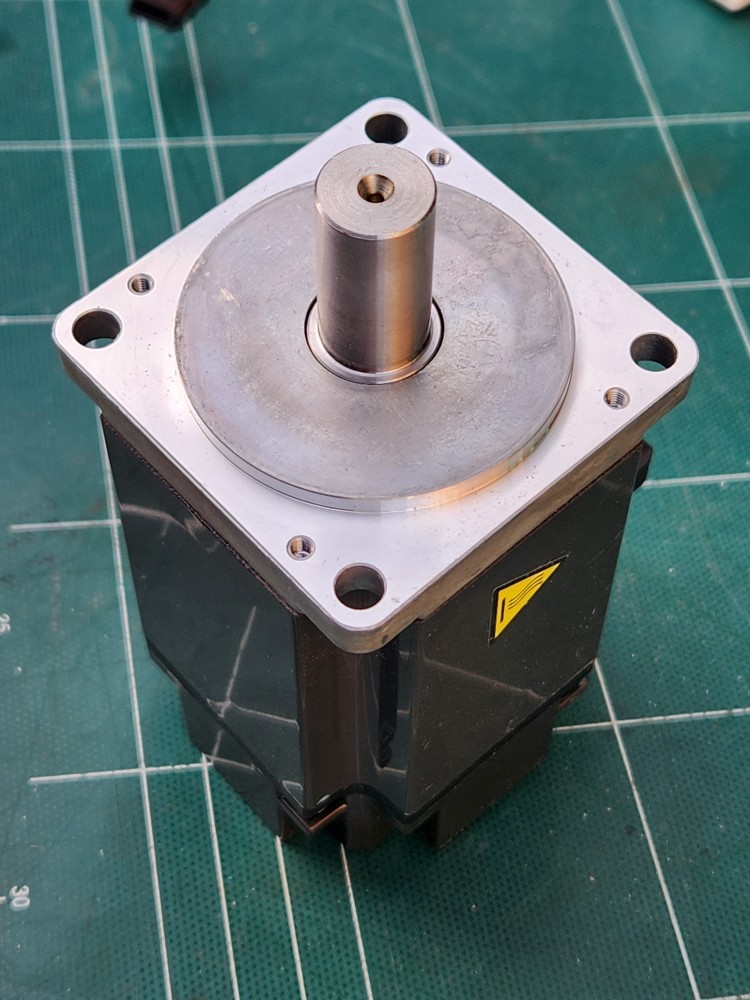 MITSUBISHI SERVO MOTOR HF-KP43 미쓰비시 서보 모터 (중고)