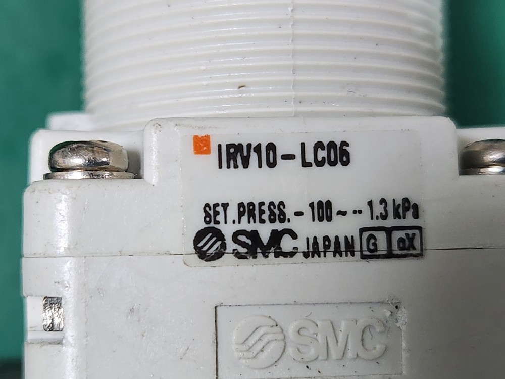 SMC REGULATOR IRV10-C06B, LC06, LC06B, LC08BG 레귤레이터 (중고)