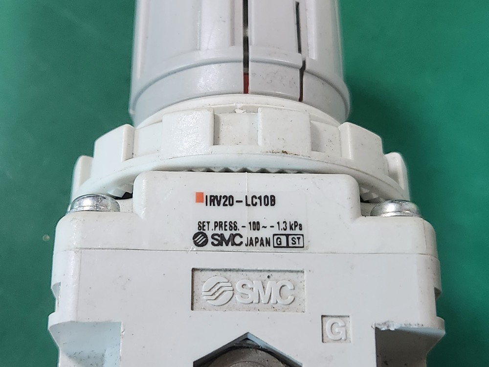 SMC REGULATOR  IRV20-LC10B  레귤레이터 (중고)