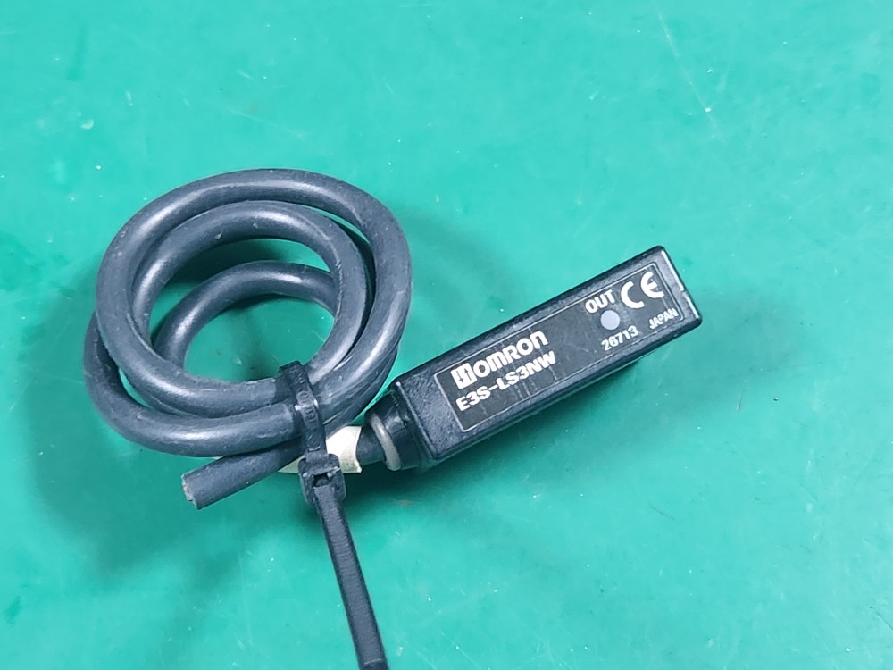 OMRON SENSOR  E3Z-LT61-L, E3Z-LT61-D, E3T-FT11 , E3S-LS3NW 옴론 센서 (중고)