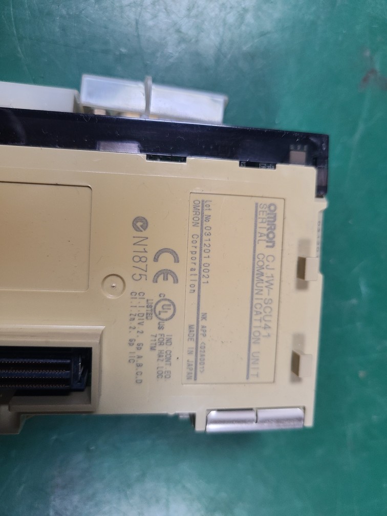 OMRON PLC CJ1W-SCU41 (중고) 옴론 피엘씨