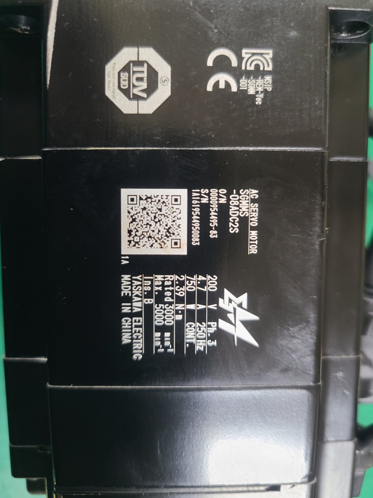 YASKAWA SERVO MOTOR SGMMS-08ADC2S 750W (중고) 야스가와 서보모타