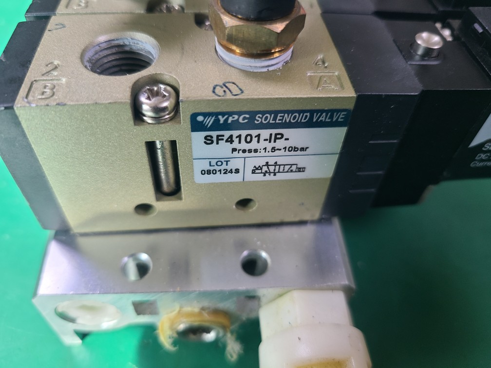 YPC SOLENOID VALVE SF4101-IP (중고) 솔레노이드밸브