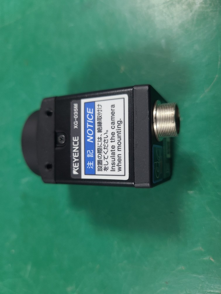 KEYENCE CCD CAMERA XG-035M