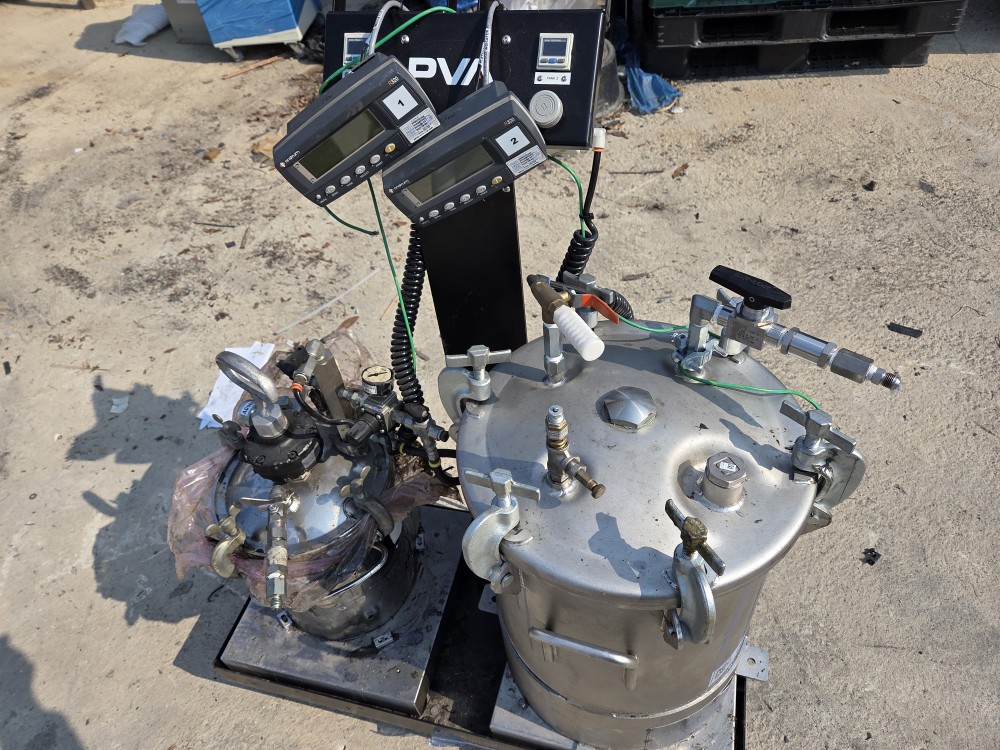PVA PRESSURE TANK PT-40L + 20L 반도도장기기 압력탱크 (중고)