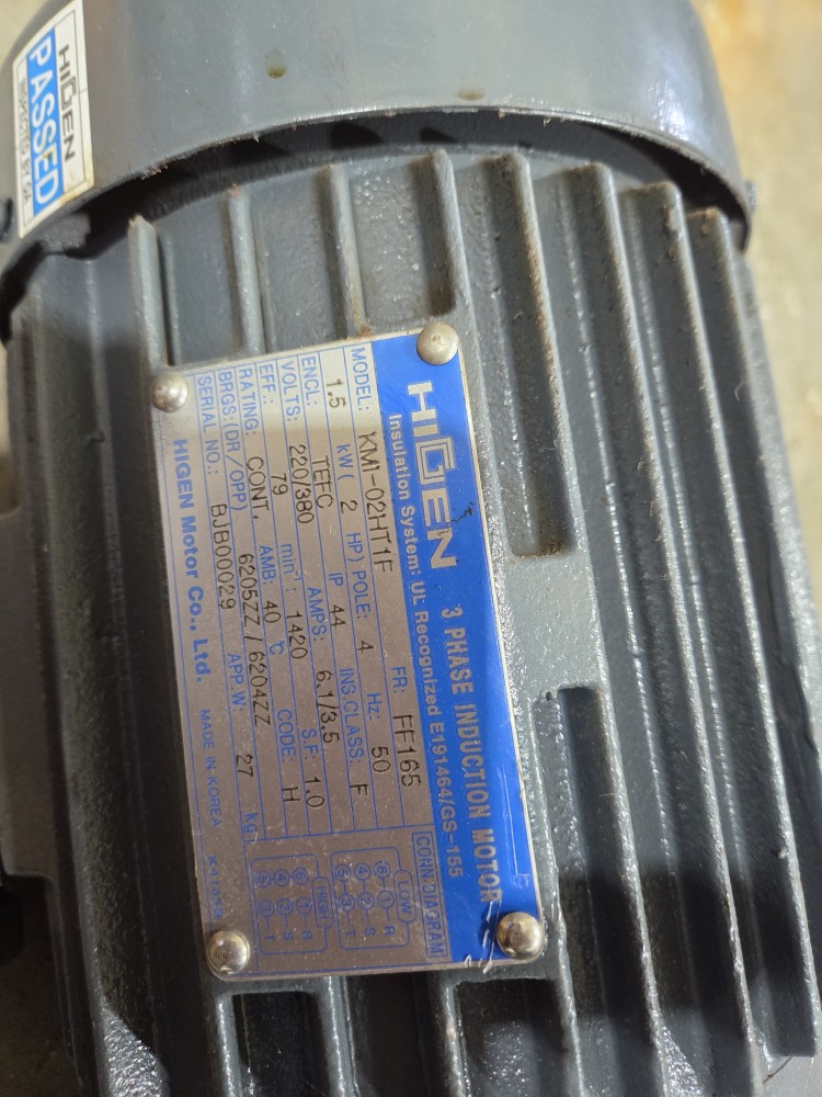 HIGEN 3 PHASE INDUCTION MOTOR KMI-02HT1F 1.5KW TEFC (중고)