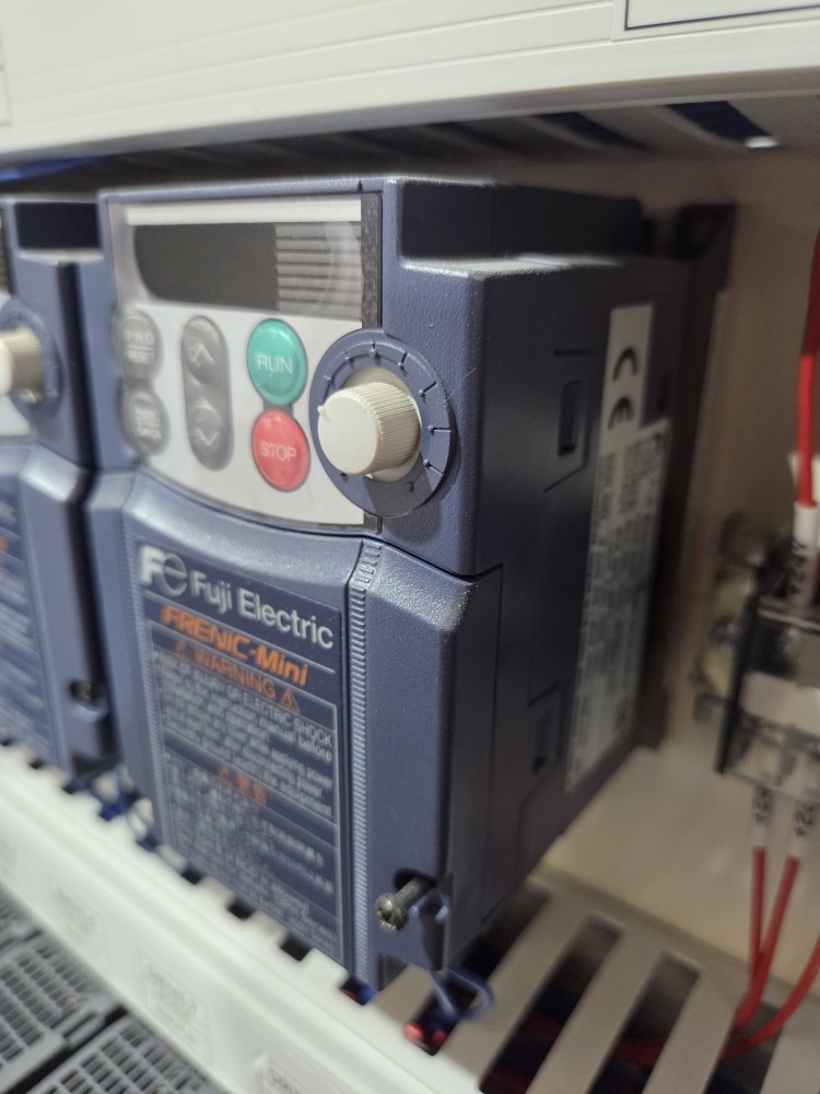 FUJI INVERTER FRNO,4C2S-2K (중고) 후지 인버터
