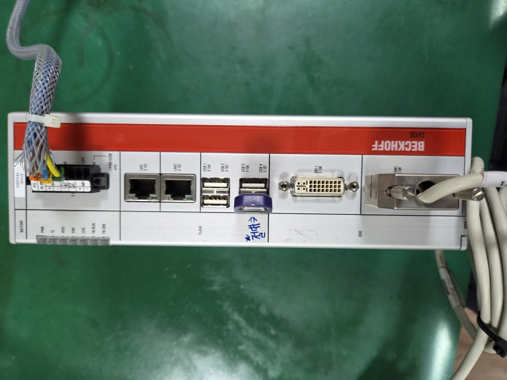 BECKHOFF 산업용 컴퓨터 C6920-0040 (중고)