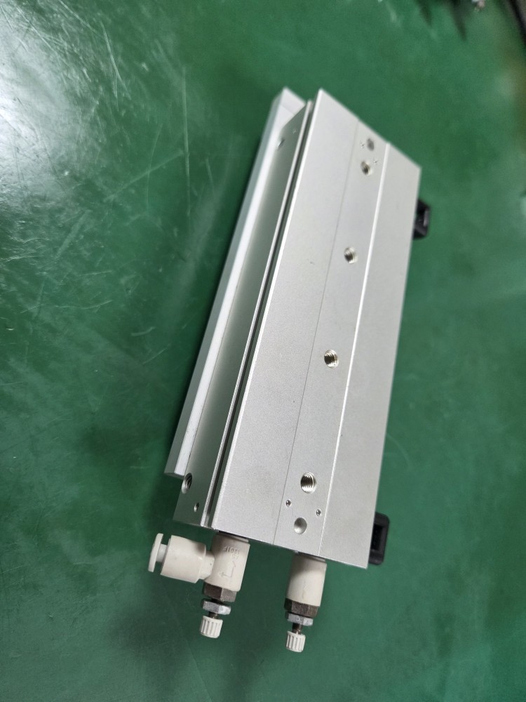 SMC CHUCK CYLINDER MHF2-16D2 (중고)