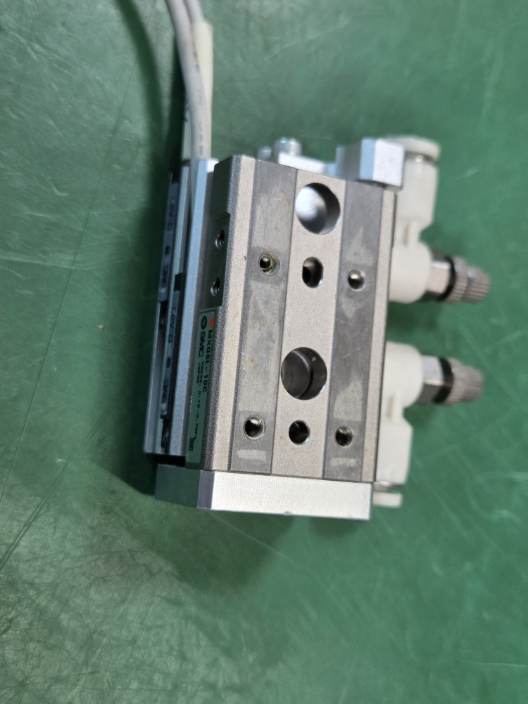 SMC SLIDE CYLINDER MXQ6L-10C (중고)