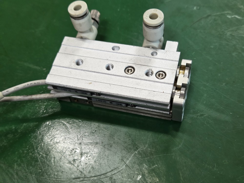 SMC MXQ6-30A (중고) 슬라이드 실린더