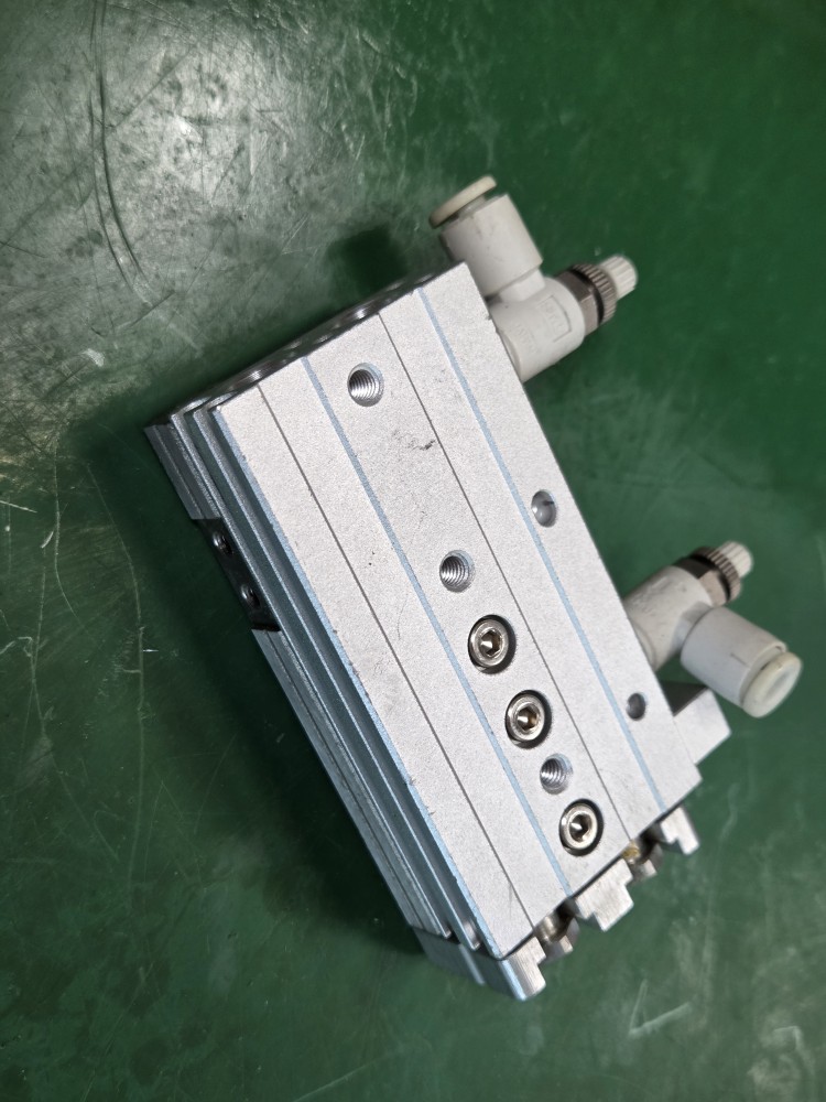 SMC MXQ8-30AS (중고) 슬라이드 실린더