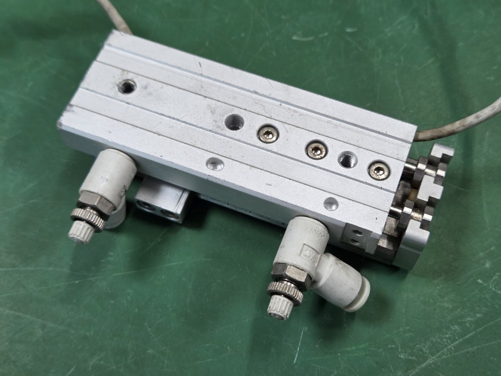 SMC MXQ6L-40(중고) 슬라이드 실린더