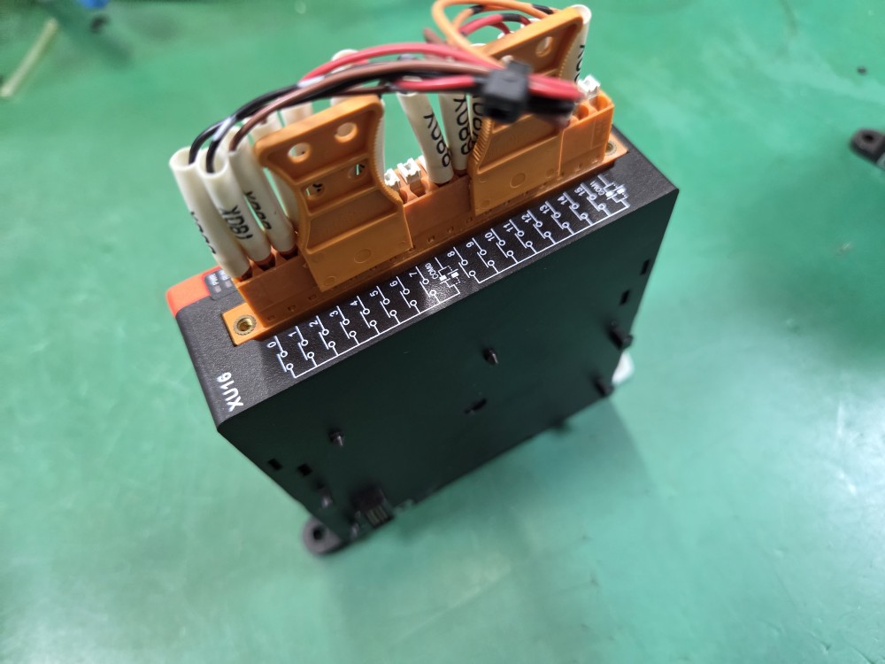 RS AUTOMATION PLC X8-XU16 (중고)