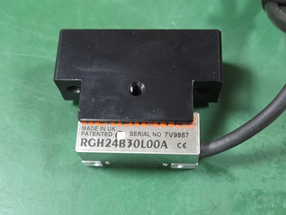 LINEAR SENSOR RGH24B30L00A (중고)