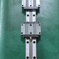 THK LM GUIDE HRW21+HRW21+RAIL 485L (중고)
