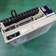 YASKAWA SERVOPACK SGD7S-R70A00A002 + SGDV-OFA01A (중고)