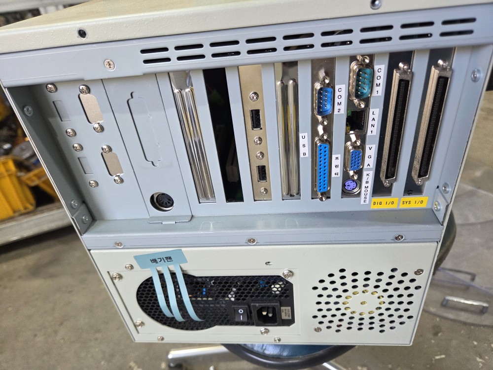 산업용 PC AXIOMTEK AX6069WB-RC8-S (중고)